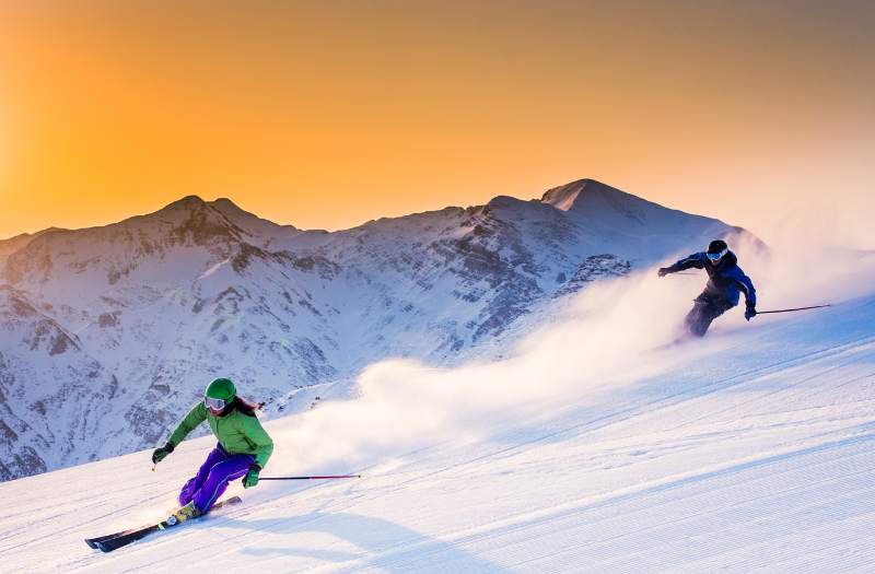 Le ski d'occasion - une façon plus économique de partir au ski